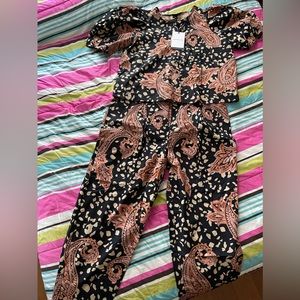 Wanderlust paisley set.